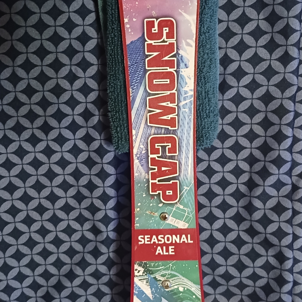 Pyramid Snow Cap Tap Handle - Picture 3 of 4